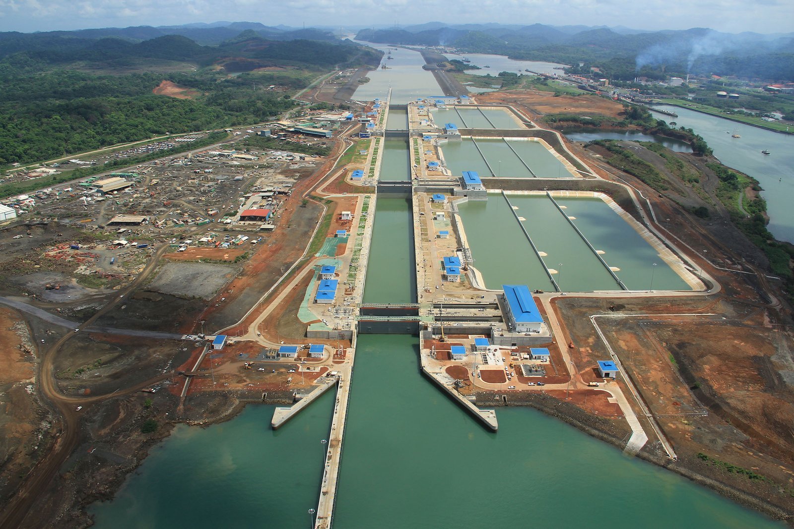 Panama Canal – Engineering Feat with Modern Expansion